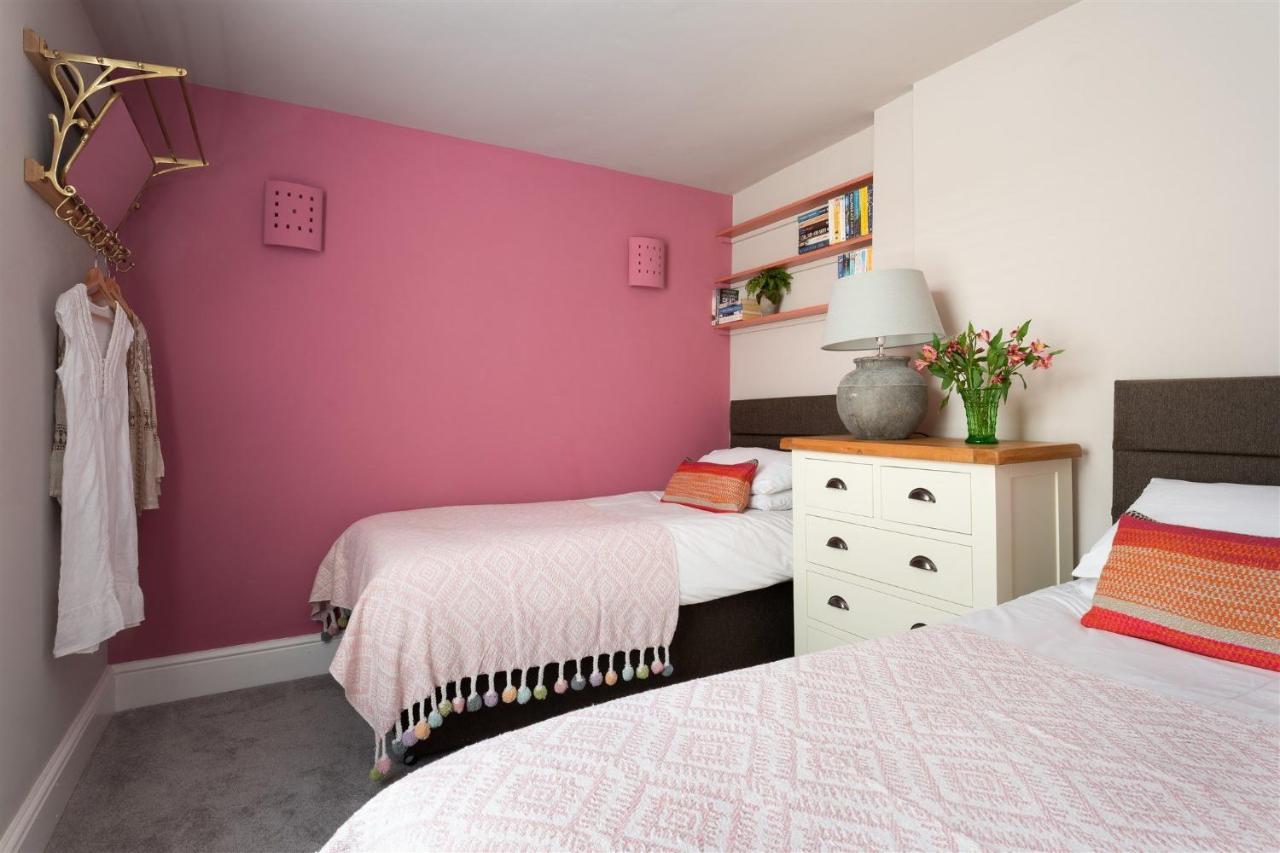 Gulls Rest - Charming Cottage In The Heart Of Historic Dartmouth Extérieur photo
